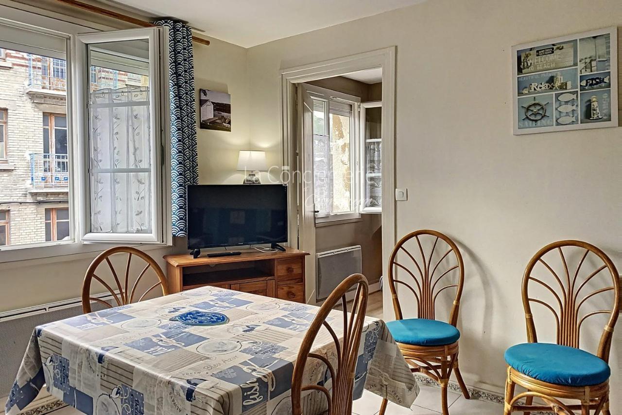 Th 23 - Appartement Vue Sur Le Port Le Treport Bagian luar foto